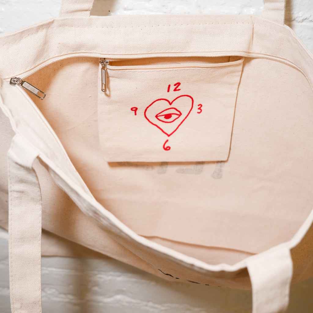 ILYS  - protect your heart <3 zipper tote